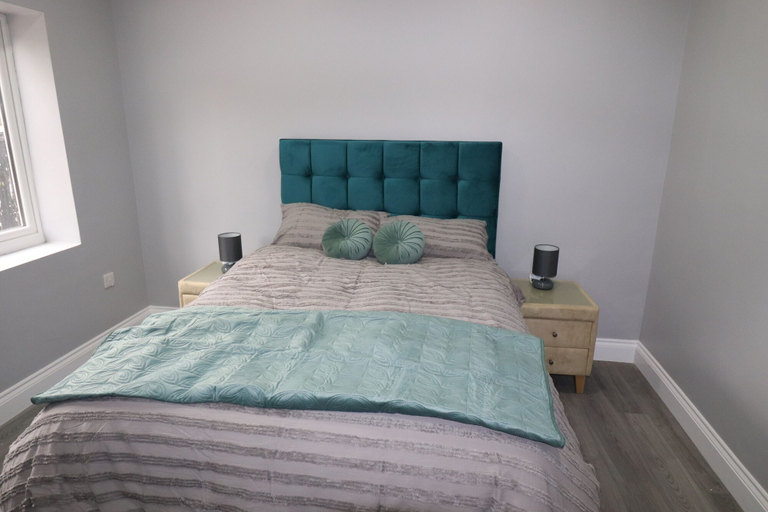 Bedroom 2, Impeccable 1-bed Apartment in Dartford, Kent