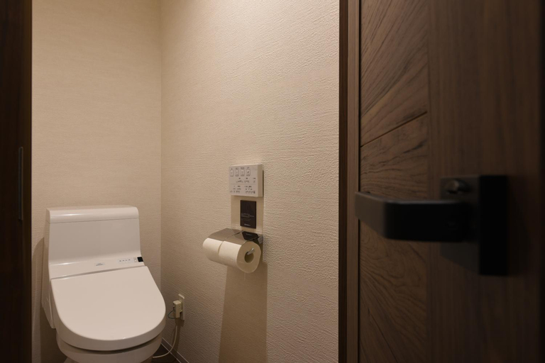 Bathroom 9