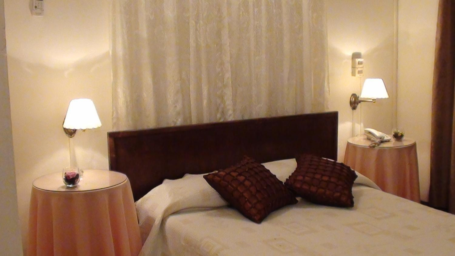 Bedroom, Hotel Uruguay, Montevideo