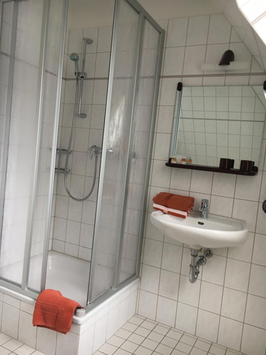 Bathroom 4, Stadt-Gut-Hotels - Das Kleine Hotel, Weimar