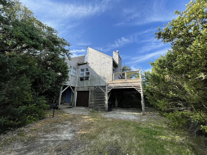 Primary image