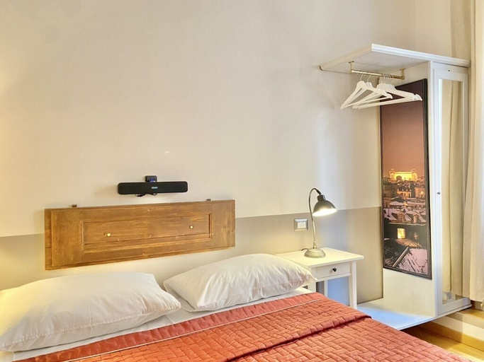 Bedroom 4, Roome B&B, Rome
