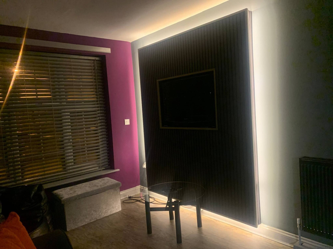 Others 3, Liverpool City, Fairfield Duplex Suite, Sefton