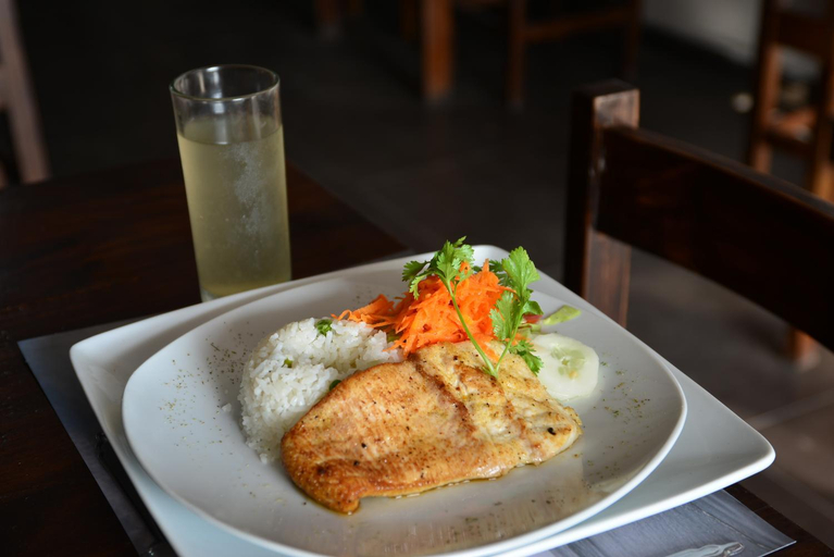 Food & Drinks 5, Qallwa Asia, Cañete