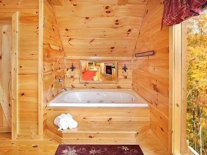 Bathroom, 5 O' Clock Somewhere 3 Bedroom Cabin by RedAwning, Sevier