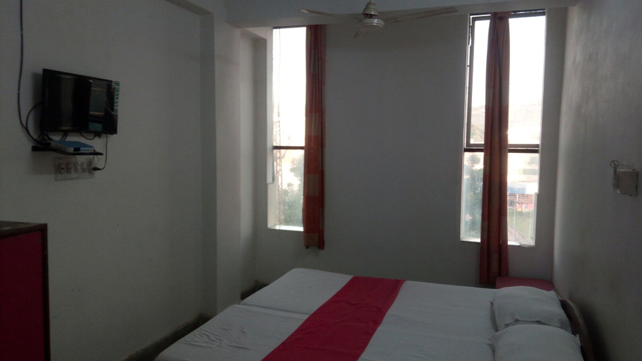 Bedroom 2, Hotel President, Chittaurgarh