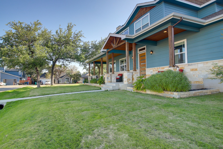 Exterior & Views 1, Modern Lago Vista Home w/ Pool & Lake Access!, Travis