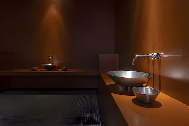 Bathroom 5, Schweizerhof, Albula