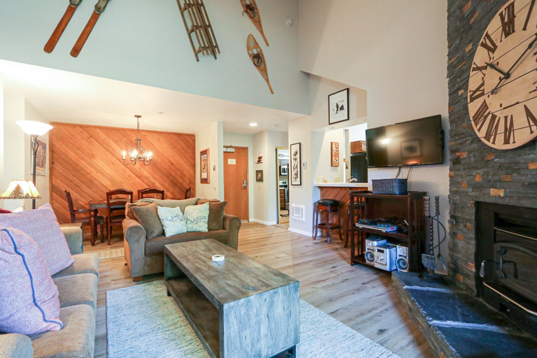Interior 5, Aspen Creek #306 1 Bedroom Condo by RedAwning, Mono