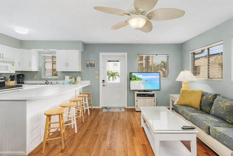 Others 5, 50 Gulf Beach Rd - Unit 1 1 Bedroom Home by RedAwning, Lee