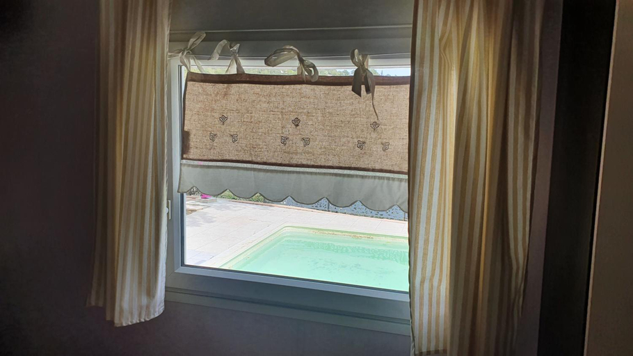 Bathroom 2, Mon petit Eden, Var