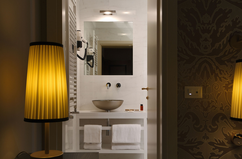 Bathroom 5, Arcadia Boutique Hotel, Venezia