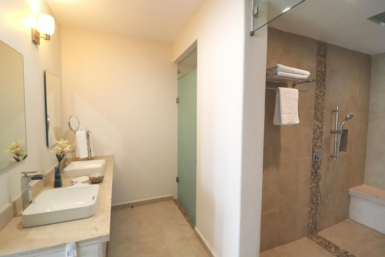 Bathroom 3, LYDMAR BOUTIQUE HOTEL, José Azueta