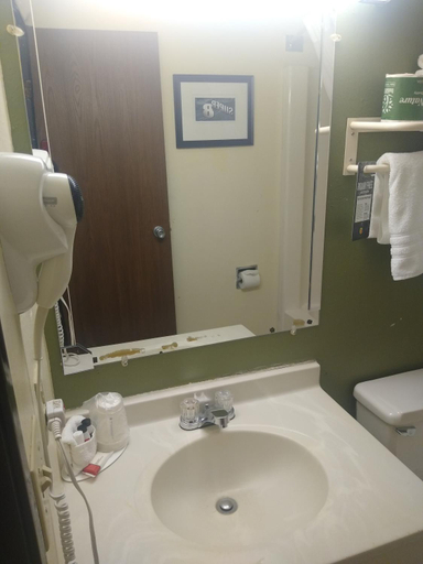 Bathroom 4, Super 8 By Wyndham Craig, Moffat