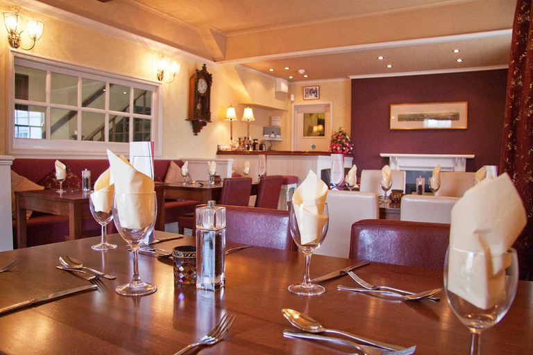 Food & Drinks 4, The Commercial, Cornwall