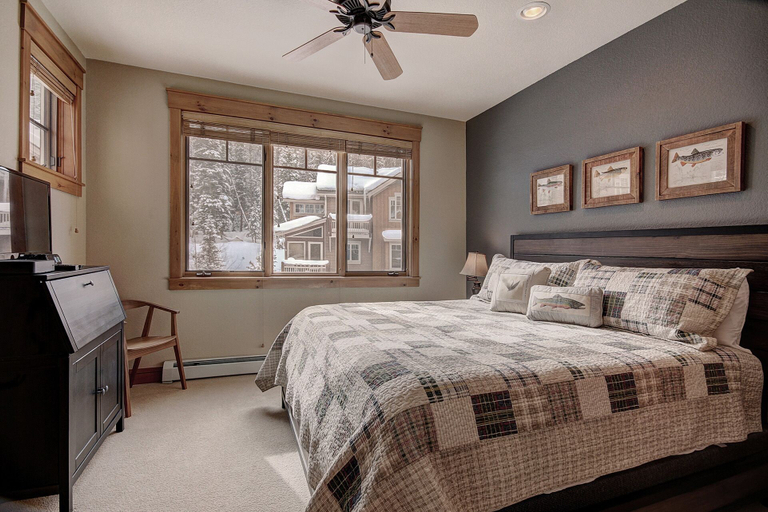 Bedroom 3, Settlers Creek, Summit