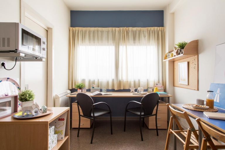Others 4, Residencia Universitaria Resa As Burgas, Ourense