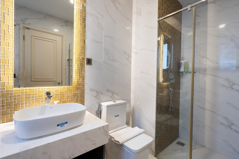 Bathroom 3, Hyatt-Vincom-JapTown D1, District 1
