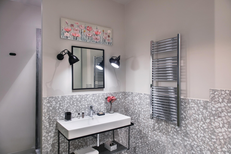 Bathroom, Lady Rose Prestige Suite, Napoli