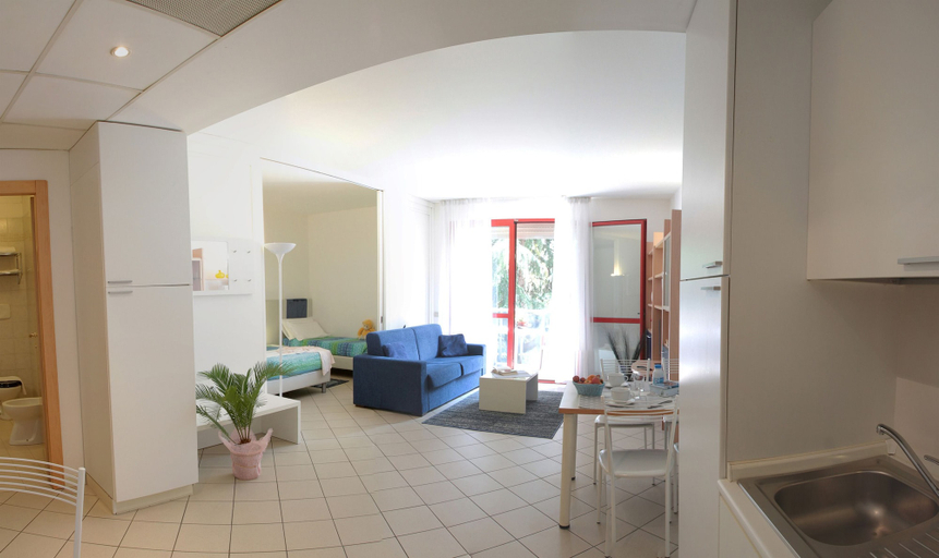 Others 5, Residence Venice, Venezia