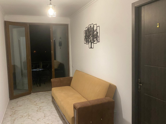 Others 2, La Home, Mtskheta