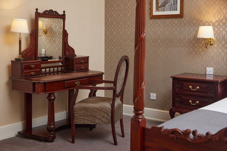 Bedroom 3, George Hotel Huntingdon by Greene King Inns, Cambridgeshire