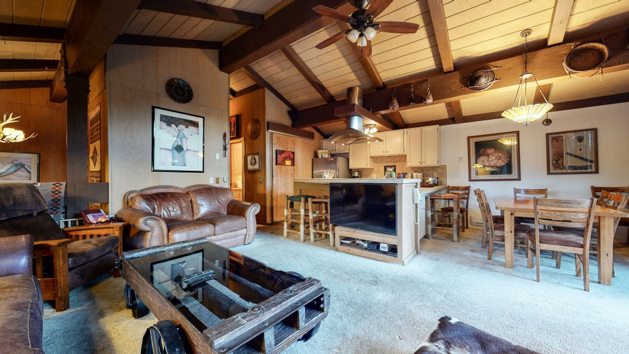 Living area 2, Villa de los Pinos 16 Rustic, Pet-Friendly with Gorgeous Mountain Views by RedAwning, Mono