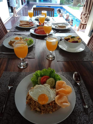 Food & Drinks 4, Villa Davenny, Badung