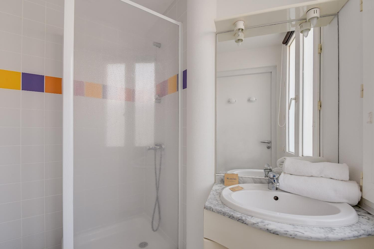 Bathroom 3, Vacanceole - Residence de L'Ocean, Vendée