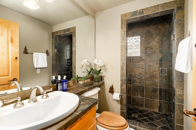Bathroom 5, 3 Bandit Way 4 Bedroom Home by Moonlight Basin Lodging, Madison