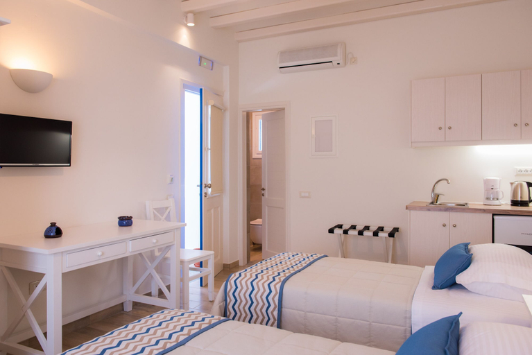 Bedroom 4, Boufounis Studios, South Aegean