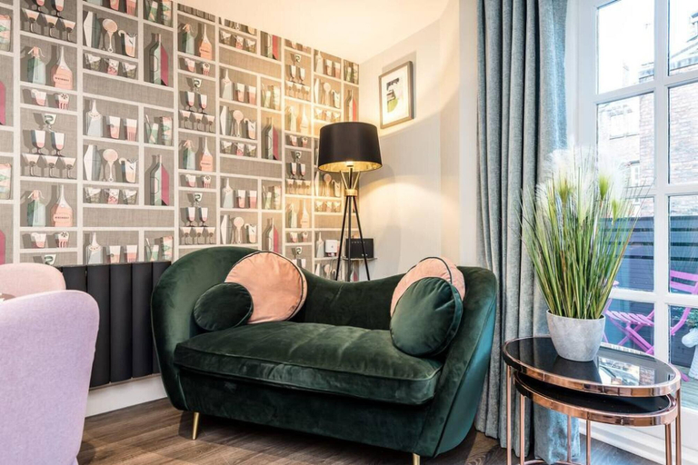 Room 1, Host Apartments The Pilgrim Coach House, Sefton