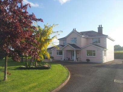 Garden 4, Tir Na Nog B&B