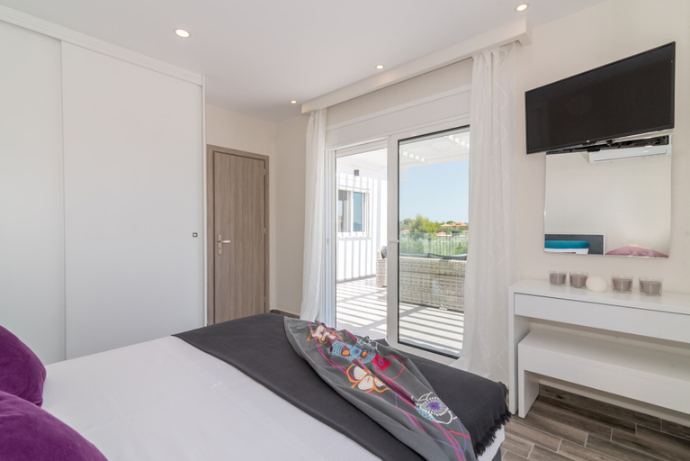 Room 2, Maridenia Villa, Ionian Islands