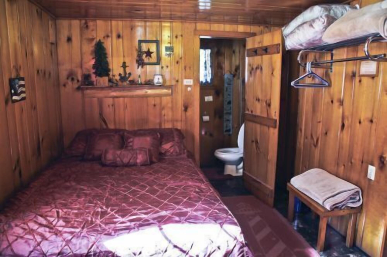 Bedroom 2, #8 - Mackinac Point 1 Bedroom Cabin by RedAwning, Emmet