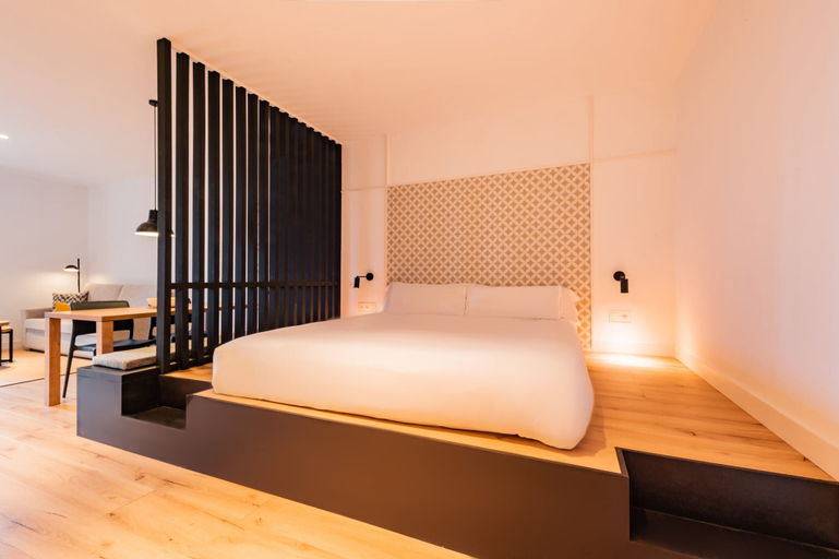 Bedroom 2, Port Plaza Apartments, Tarragona
