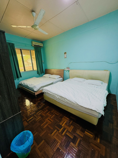 Bedroom 4, Hm airbnb, Sibu