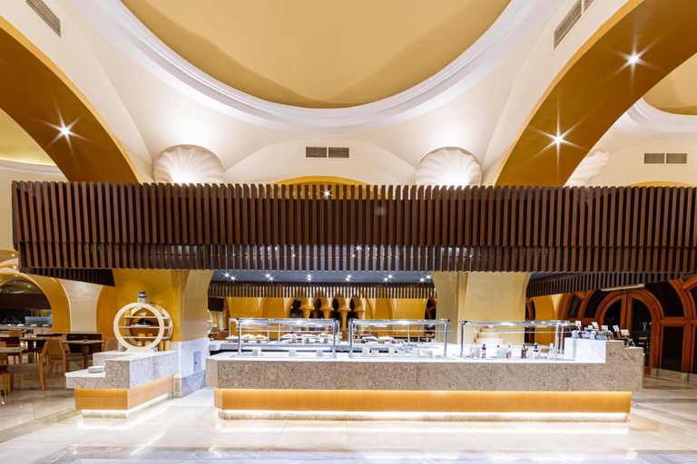 Food & Drinks 5, The Grand Resort, Al-Ghurdaqah