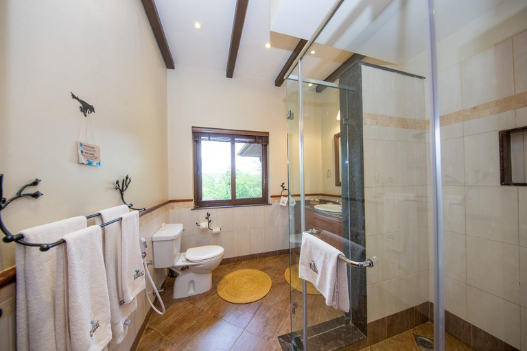 Bathroom 4, The Retreat At Ngorongoro, Karatu