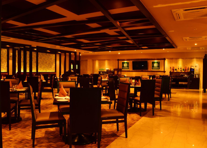 Food & Drinks 5, Shamrock Greens by Jardin Hotels, Raipur
