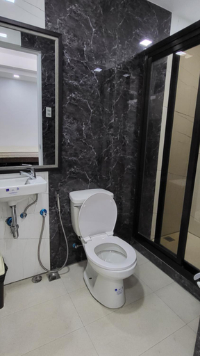 Bathroom, Finteo Skylands, Baguio City