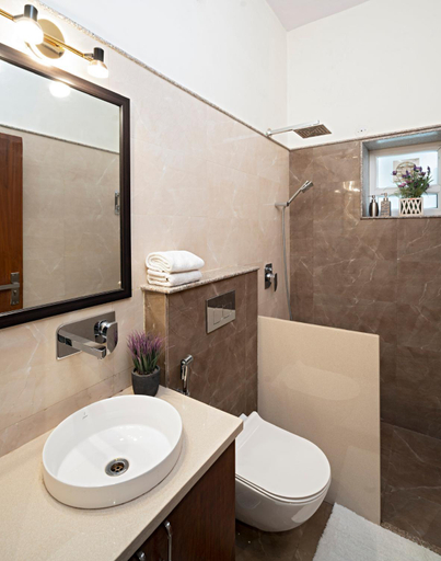 Bathroom 3, Madhav's Mallet, Jaipur