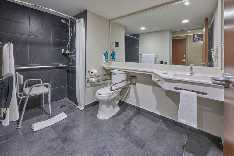 Bathroom 3, City Express Plus by Marriott Ciudad de México Periférico Sur Tlalpan, Mexico City