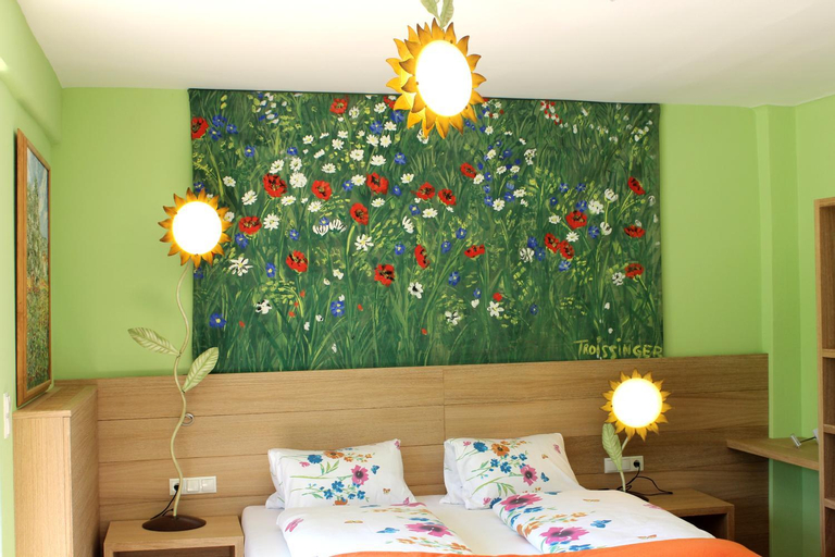 Bedroom 2, Malerwinkl Restaurant + Kunsthotel, Südoststeiermark