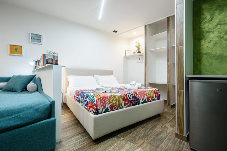 Bedroom 2, Loft by B&B Universita, Napoli