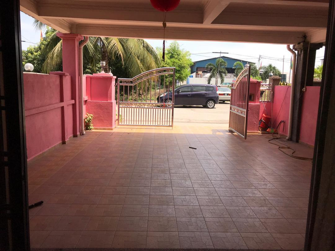 Others 4, Sekinchan No 4 Landed Homestay (15pax), Sabak Bernam