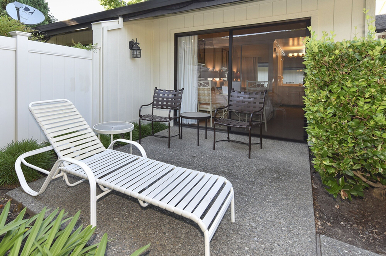 Balcony, 657 S At Silverado Studio Bedroom Residence by Redawning, Napa