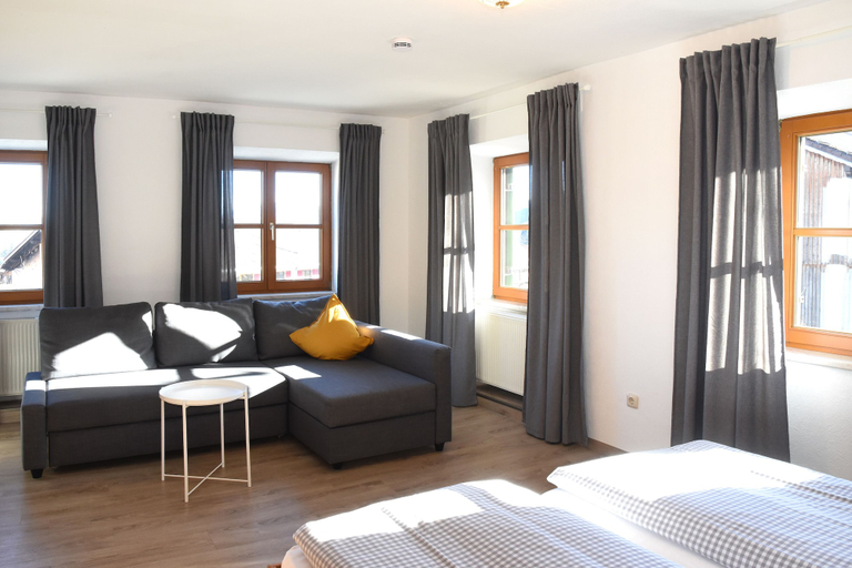 Bedroom 5, Alps Hostel, Ostallgäu