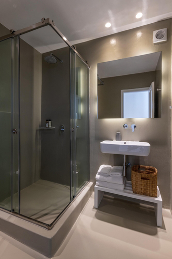 Room 2, Channel I in Mykonos, South Aegean