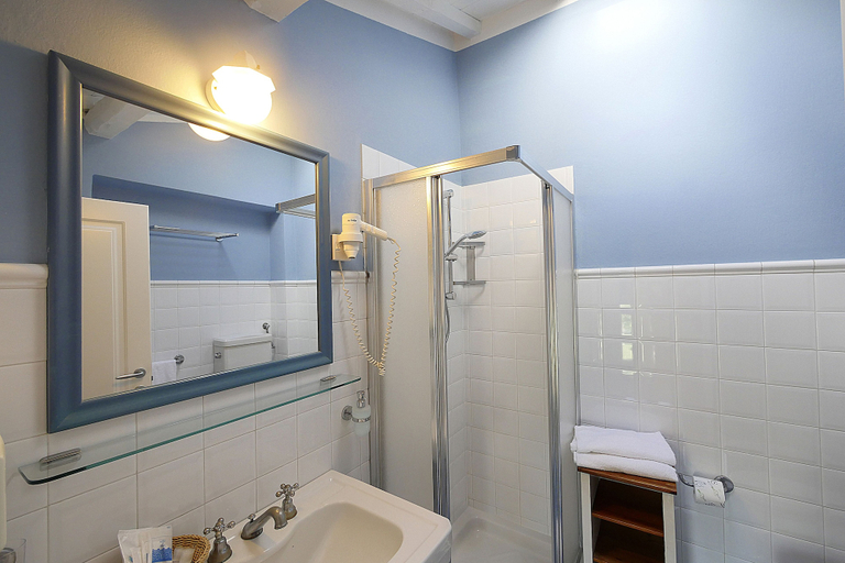 Bathroom 4, Residence Villa Piani, Livorno